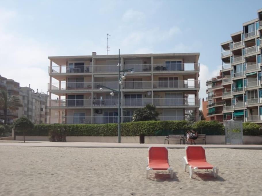Apartamento 1ª Linea De Playa - Port Aventura لا بينيذا المظهر الخارجي الصورة